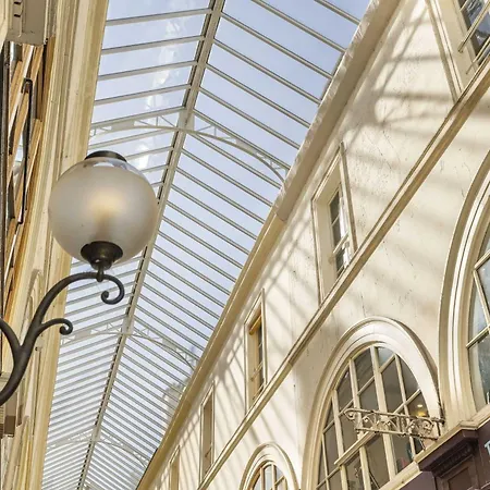 Historical In The Heart Of - 4 דירה *