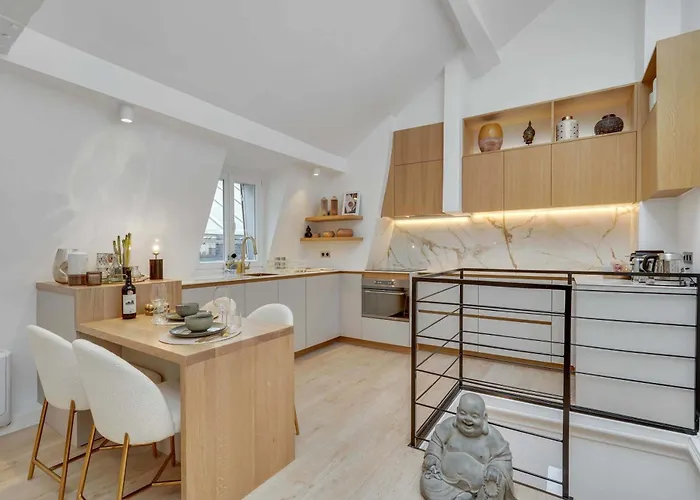 Historical In The Heart Of - 4 Appartement *